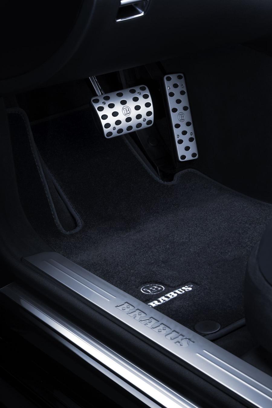  Mercedes-Benz S V12 R by Brabus 2009 года  (фото 20 из 48)
